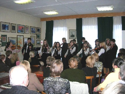  Ансамбль скрипачей «Концертино» ДШИ № 55 поздравляет Новокузнецкое Рериховское общество с юбилеем