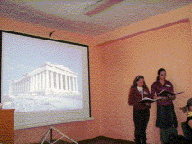 Презентацию журнала «Культура и цивилизация» проводят студентки Наталья Иванова и Надежда Четвергова